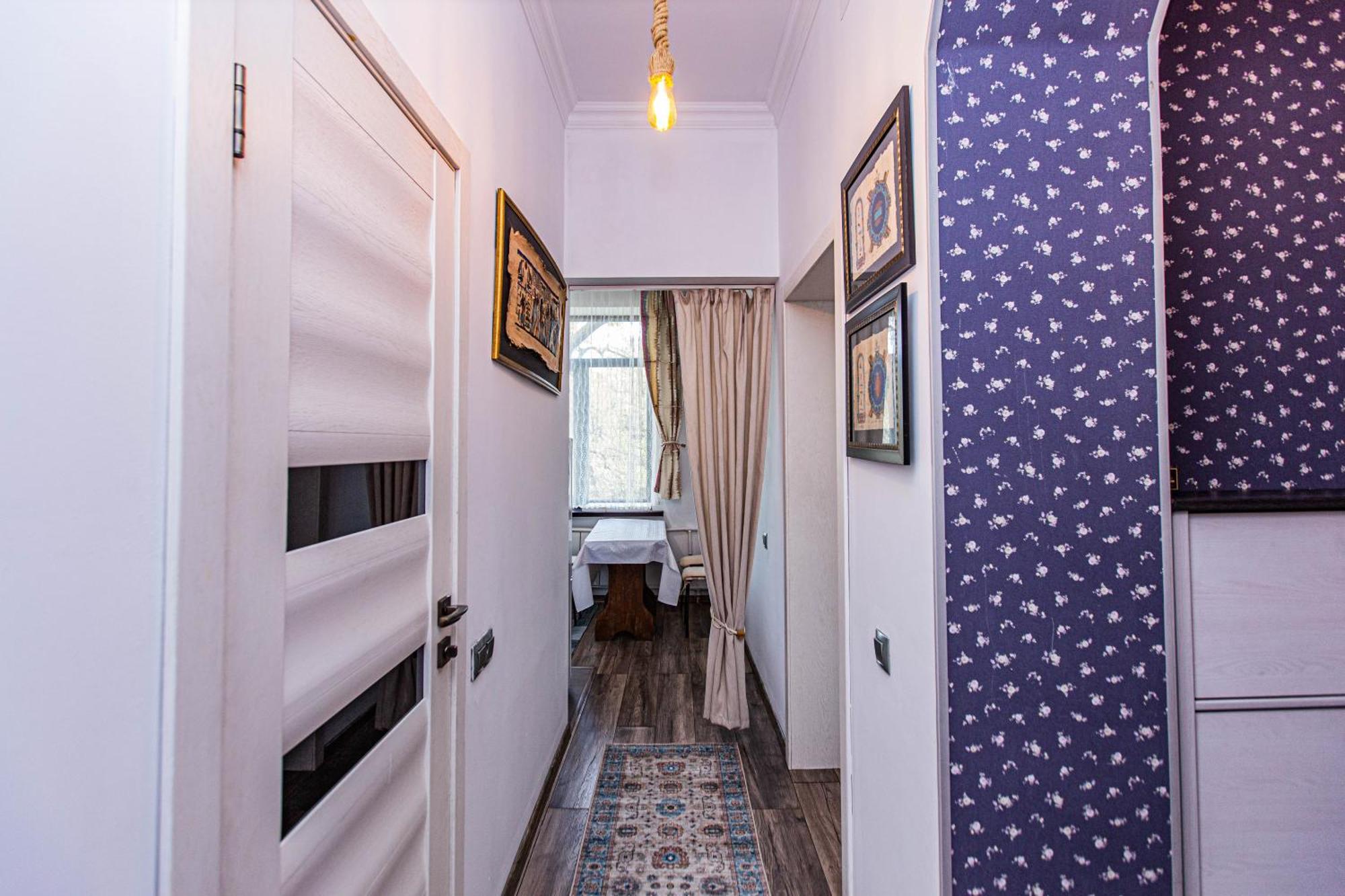 Apartment двухкомнатная евро двушка в самом центре алматы, 10 минут ходьбы до арбата #24